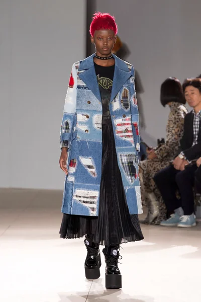 Look 7